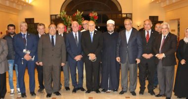 محافظ جنوب سيناء يلتقى وفود المؤتمر العام لاتحاد الجامعات العرب 