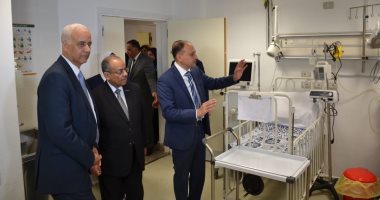 رئيس جامعة الإسكندرية يفتتح أعمال تطوير بمستشفى سموحة لطب الأطفال
