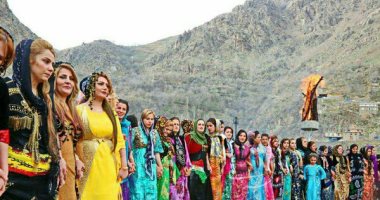 أكراد سوريا يقيمون طقوس "عروسة المطر" لدرء الجفاف