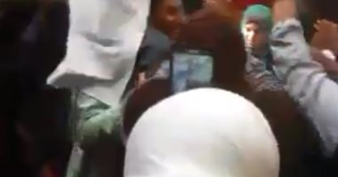 فيديو.. شاهد أطباء مستشفى الشيخ زايد آل نهيان يرقصون على أغنية "شيكولاته"