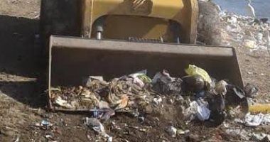 إزالة 120 طن قمامة خلال حملة للنظافة بـ4 قرى فى أبو قرقاص بالمنيا