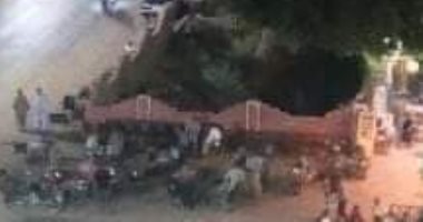 شكوى من تسبب الباعة الجائلين والمقاهى بإزعاج سكان عمارات بمحيط جامعة بسوهاج