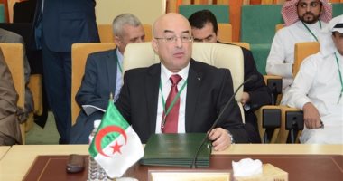التليفزيون الجزائرى: تعيين صابرين بوقادوم وزيرا للخارجية.. و "دحمون" للداخلية
