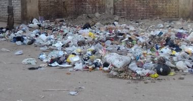 شكوى من انتشار القمامة امام مدرسة ابتدائية بالهرم