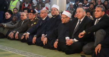 وزراء ومسئولون ومواطنون يحيون ذكرى الإسراء والمعراج من مسجد الحسين