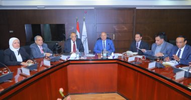 وزير النقل يلتقى رئيس الهيئة العربية للتصنيع للتعاون فى تطوير السكة الحديد