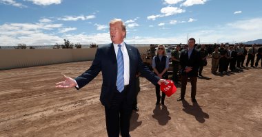 صور.. ترامب يزور الحدود الأمريكية المكسيكية ويتفقد أعمال الجدار العازل