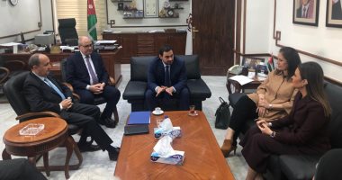 وزراء الاستثمار والبترول والتجارة يبحثون مع وزير الصناعة الأردنى تعزيز العلاقات 