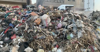 "القمامة والتكاتك" عنوان شارع محمد نجيب بالمرج