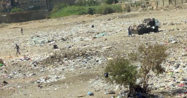 شكوى من تراكم القمامة بأرض فضاء بشارع فاروق يونس بمدينة النور الزاوية الحمراء 