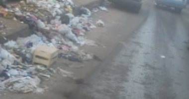 شكوى من انتشار القمامة بشارع أحمد عرابى فى القليوبية