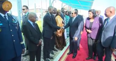 شاهد.. مراسم استقبال الرئيس السيسى بالعاصمة السنغالية داكار