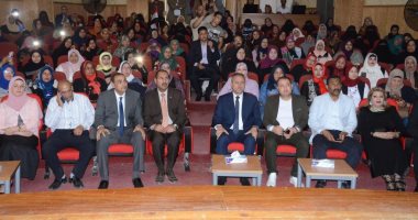 محافظ الإسماعيلية يشهد المنتدى الأول لتمكين المرأة بمكتبة مصر العامة