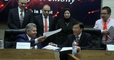 فيديو وصور.. الجامعة المصرية الصينية توقع اتفاقيتين مع جامعة جياتونج بالصحة والتعليم 
