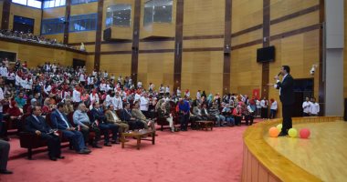 صور.. رئيس جامعة سوهاج : نراهن على وطنية ووعى الشباب