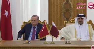 شاهد.. "مباشر قطر" تفضح انبطاح تميم بن حمد للرئيس التركى