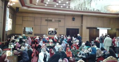صور .. حملة المجلس القومى للمرأة لتوعية السيدات بالتعديلات الدستورية فى دمياط