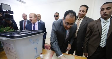 فيديو.. رئيس الوزراء عقب الإدلاء بصوته: الاستفتاء رسالة إلى العالم باستقرار مصر