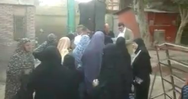 فيديو.. إقبال سيدات منشأة القناطر على لجان الاستفتاء على الدستور