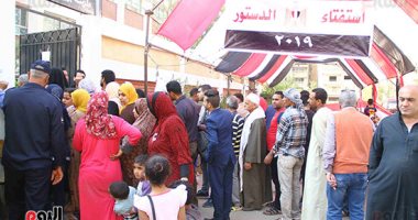 طوابير الناخبين أمام اللجان فى ثانى أيام الاستفتاء على تعديلات الدستور