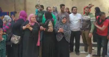 فيديو وصور.. زحام أمام لجان الشرابية فى اليوم الثالث للاستفتاء على التعديلات الدستورية