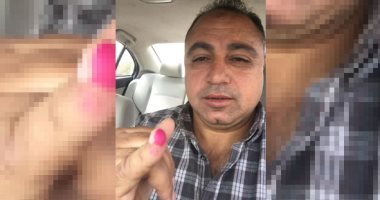 محمد عمارة يدلى بصوته فى الاستفتاء على التعديلات الدستورية