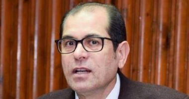  نائب رئيس جامعة الأزهر يدلى بصوته فى الاستفتاء على التعديلات الدستورية