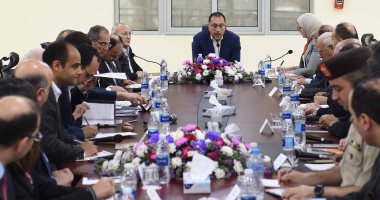 صور وفيديو ..رئيس الوزراء يعقد اجتماعا مع هيئات نظام التأمين الصحى الشامل ببورسعيد
