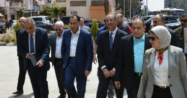 رئيس الوزراء يتفقد مجمع هيئات التأمين الصحى الشامل فى بورسعيد