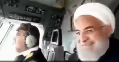 فيديو.. رئيس إيران مشغول بالكاميرا والتصوير خلال تفقد أضرار الفيضانات