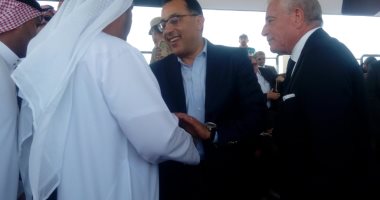  صور.. رئيس الوزراء يطلق فعاليات مهرجان الهجن الدولى الأول بشرم الشيخ