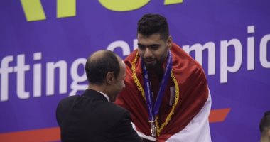 مصطفى وحيد يحصل على 3 فضيات فى البطولة الأفريقية لرفع الأثقال