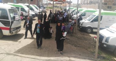 توقيع الكشف الطبى على 2400 مواطن بقافلة طبية بقرية البستان بدمياط