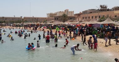 صور.. النادى الاجتماعى بالغردقة يستقبل آلاف المواطنين فى شم النسيم