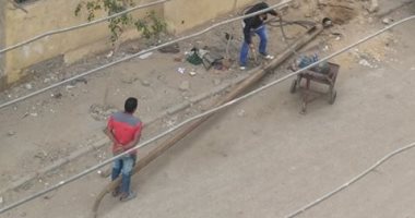 قارئ يشكو من تكسير أعمدة الإنارة فى شارع نادى 6 أكتوبر بمدينة السلام