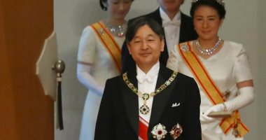 صور.. إمبراطور اليابان الجديد ناروهيتو يتولى مهام منصبه رسميا 