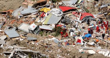 صور.. انهيار أرضى يبتلع عشرات المنازل فى بوليفيا