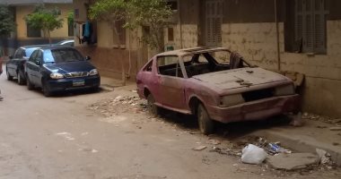 قارئ يرصد سيارة مهملة منذ فترة طويلة فى شارع عمران بالمعادی