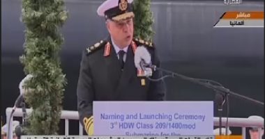 قائد القوات البحرية خلال تدشين غواصة بألمانيا: نعمل على حماية حدودنا