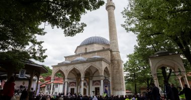إعادة افتتاح مسجد "ألاجا" بعد أن دمرته حرب البوسنة