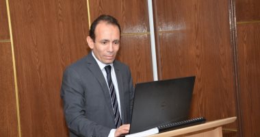 نائب رئيس جامعة أسيوط يحذر من مرض انسداد الشرايين