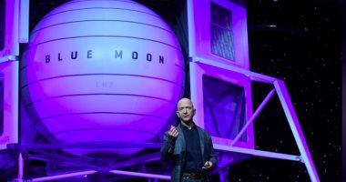 جيف بيزوس يخطط لإرسال مركبة للهبوط على القمر بحلول عام 2024
