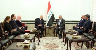 رئيس الوزراء العراقى يستقبل رئيس فريق التحقيق بجرائم تنظيم داعش