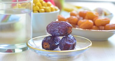 منظمة الصحة العالمية تقدم وجبة مثالية لإفطار صحى فى رمضان.. فى 5 نصائح