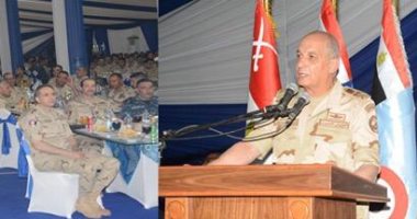 وزير الدفاع يلتقى مقاتلى  الجيش الثالث وقوات شرق القناة لمكافحة الإرهاب 