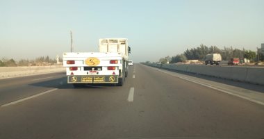 شكوى من سير سيارات النقل  الثقيل بالحارة غير المخصصة لها بطريق مصر اسكندرية الصحراوى