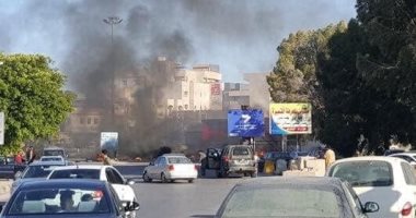 مسلح بمليشيات طرابلس يقتل مواطن ليبى أمام زوجته وأطفاله غرب العاصمة