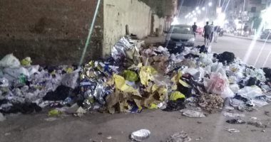 تراكم القمامة بشارع الفادى فى منطقة كعابيش فى شارع فيصل