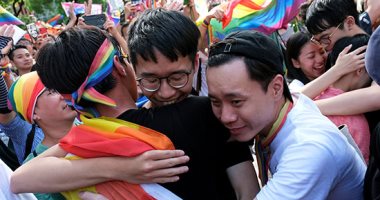 برلمان تايوان يقر زواج المثليين.. واحتفالات فى الشوارع بالقرار