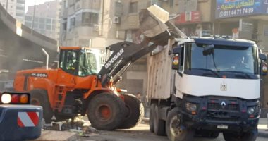 صور.. محافظ الجيزة: رفع 210 طن مخلفات وقمامة فى حملة استمرت 5 ساعات 